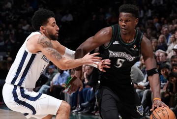 开云官网-东契奇轰27+10+7仍无缘今日最佳！对不起，你碰到不讲理的华子了