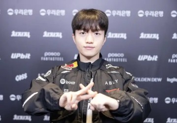 开云-Keria谈T1胜HLE，称与队友沟通后找回自信打法|Keria-柳珉析|lpl|mvp|比赛|监督_新浪新闻